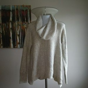Cowlneck Sweater -4% Alpaca hair.  Medium